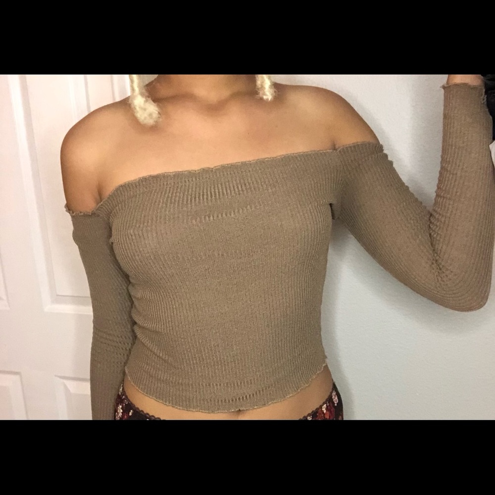 Brown Off The Shoulder top. Size S